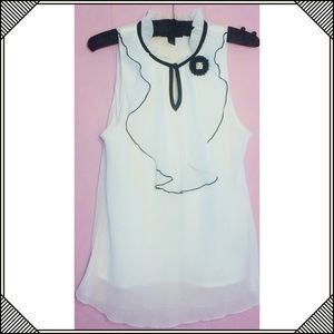Sleeveless White Flowy Top XL